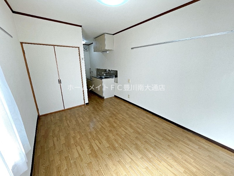 居室・リビング　同型別部屋写真