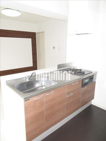 キッチン　人気の対面キッチンです。