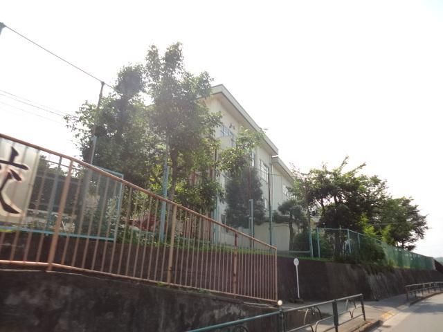 小学校　八王子市立川口小学校（小学校）まで472m