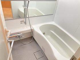 バス・シャワールーム　浴室乾燥機付き