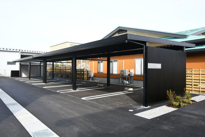 駐車場　カーポート