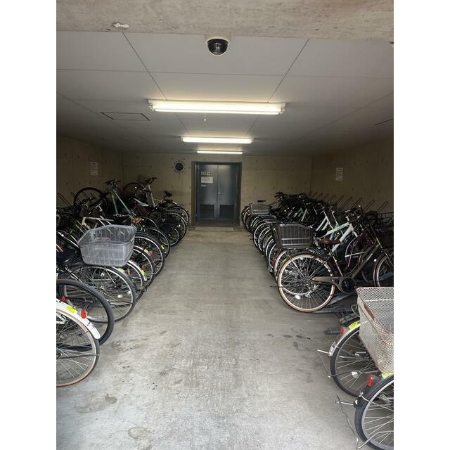 その他共有部分　駐輪場つきなので自転車を置けて便利