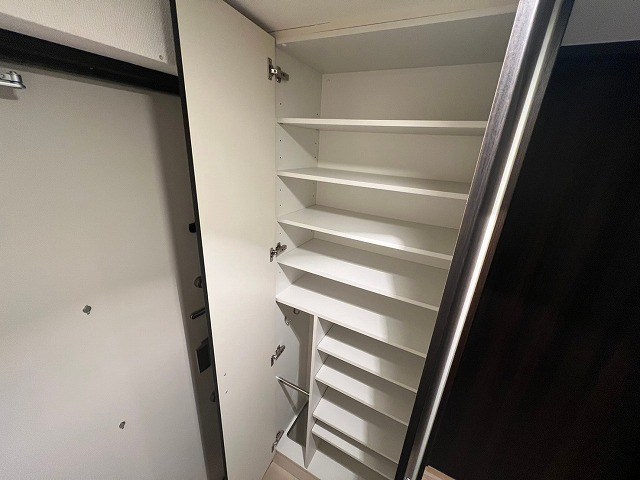 玄関　来客があっても安心の玄関スペース