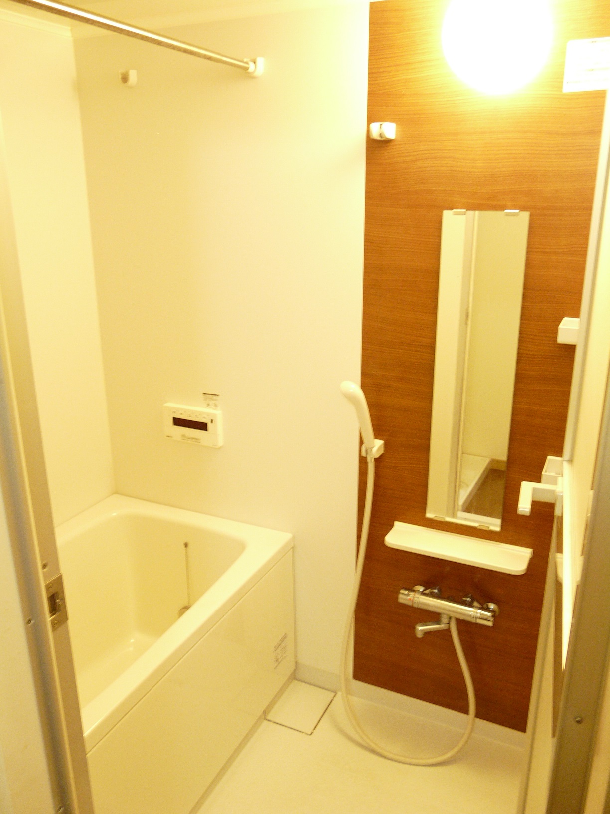 バス・シャワールーム　弊社は都内全域の物件をご紹介可能です！