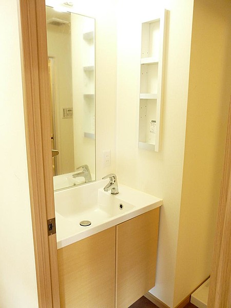 洗面設備　弊社は都内全域の物件をご紹介可能です！