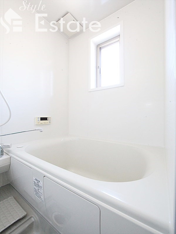 バス・シャワールーム　バスルーム