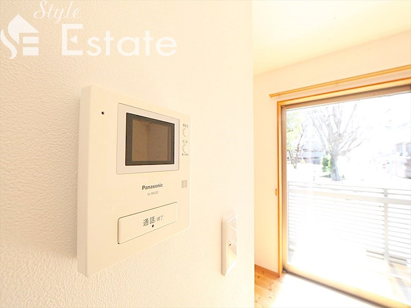 セキュリティ　モニター付きインターホン