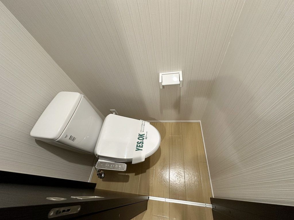 トイレ　トイレ