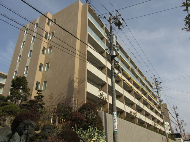 建物外観　外観：2015年1月撮影