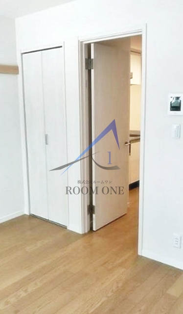 居室・リビング　洋室のお部屋です。