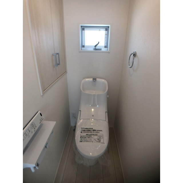 トイレ　３階トイレ