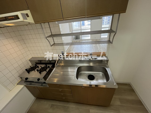 キッチン　コンパクトなキッチンで掃除もラクラク