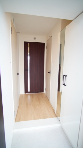 玄関　収納の多いシューズクロークがあります！