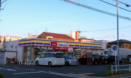 コンビニ　ミニストップ 名古屋猪之越町店（コンビニ）まで437m