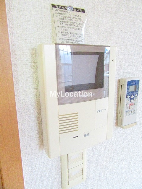 セキュリティ　☆モニター付きインターホンです☆