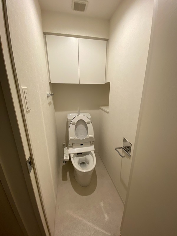 トイレ　★温水洗浄便座で寒い季節も快適に使えます