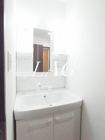 洗面設備　洗面台です。