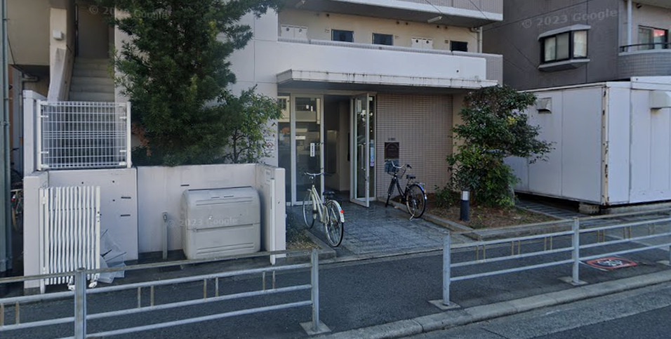 ロビー　リベルター　ロビー