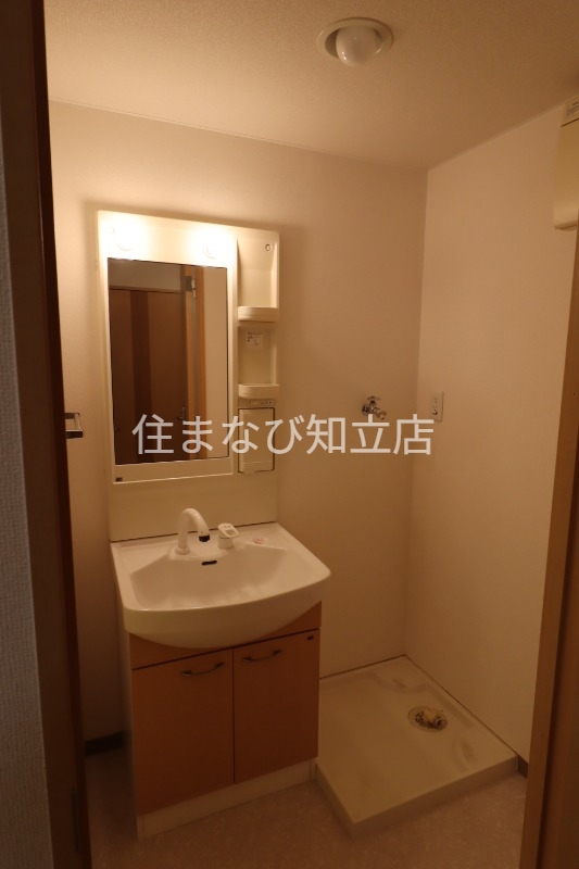 洗面設備　同型タイプ