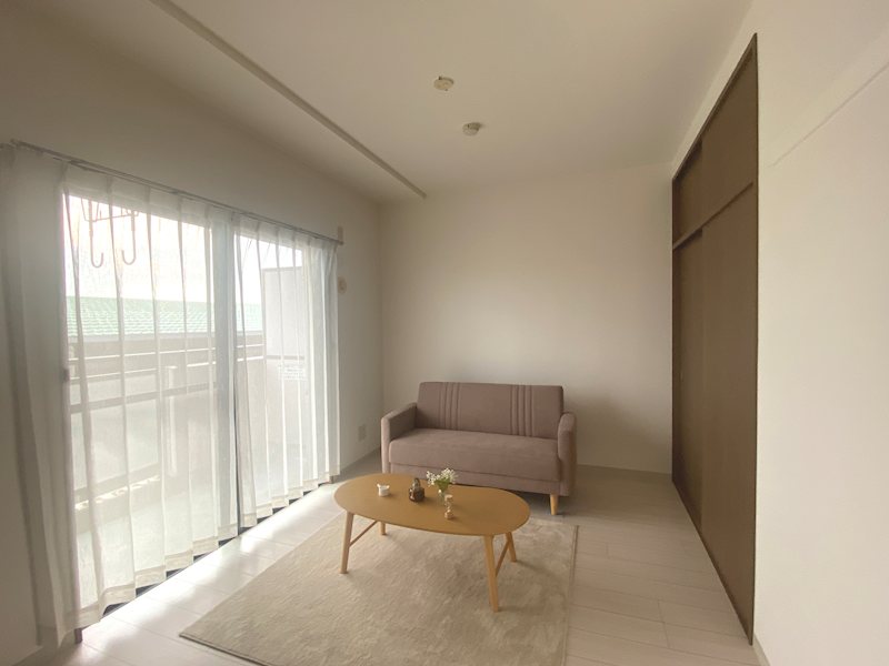 その他部屋・スペース　※反転別部屋参考写真家具はイメージです。