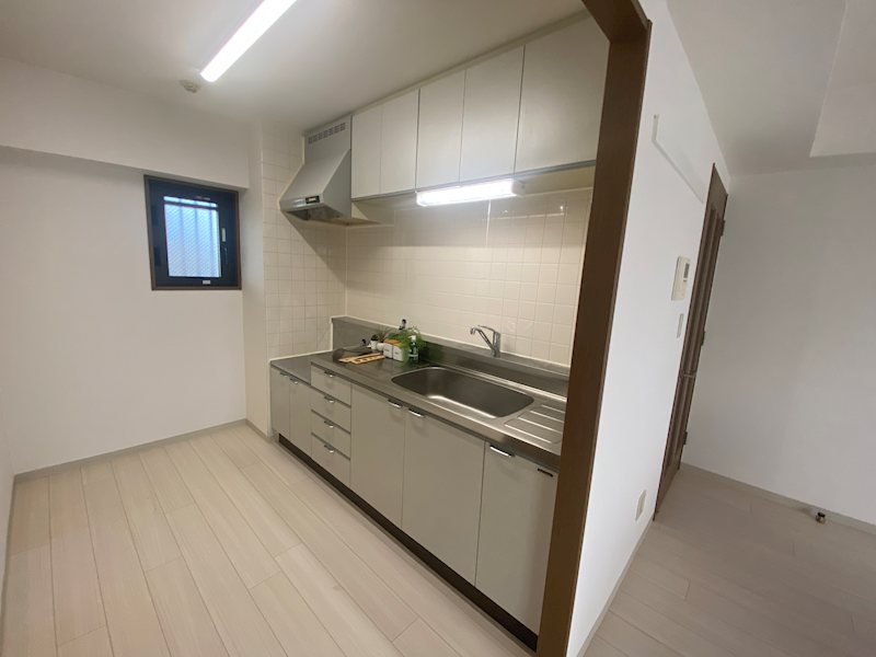 キッチン　※反転別部屋参考写真