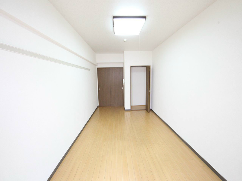 居室・リビング　洋室9帖　クローゼット（収納充実してます）