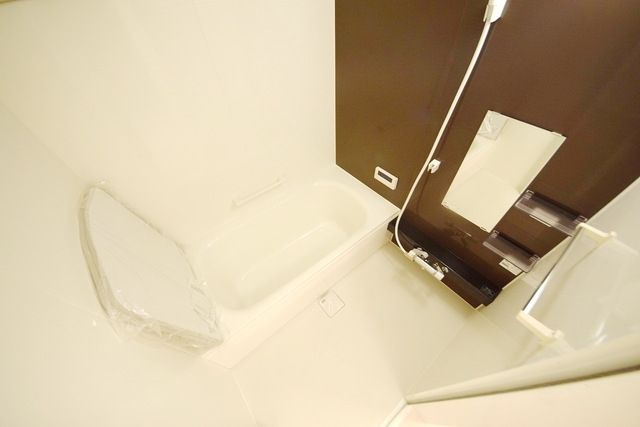 バス・シャワールーム　一坪風呂