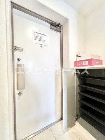 東京メトロ有楽町線 地下鉄赤塚駅 徒歩5分 3階建 築21年の玄関写真