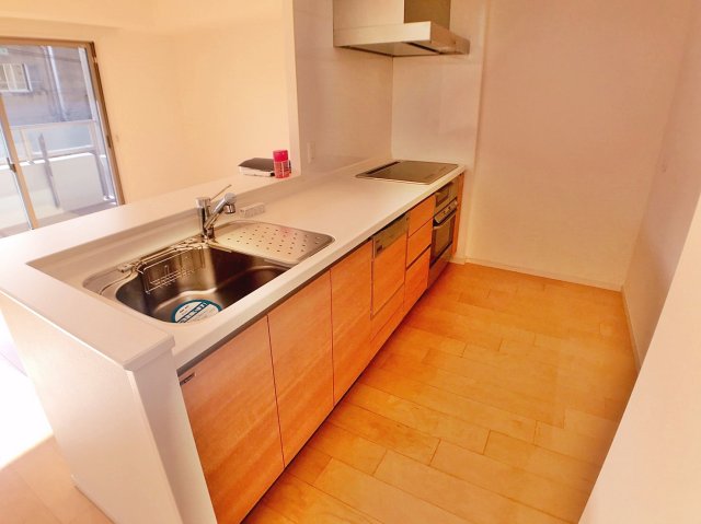 キッチン　※このお写真は同物件の別のお部屋のお写真です。現状優先