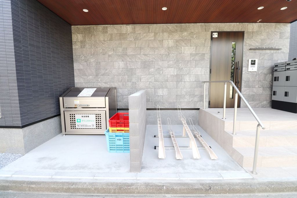 エントランス　エントランス