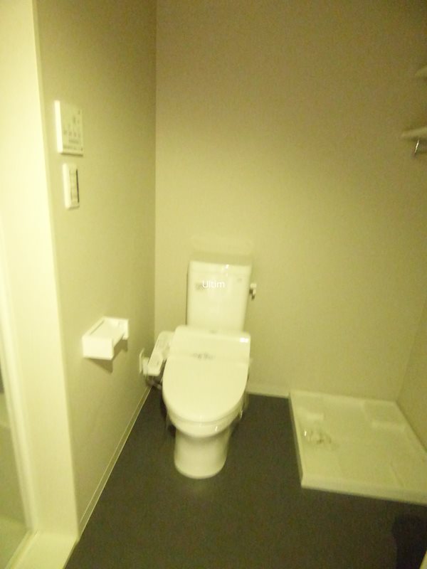 トイレ　別室の画像です、ご参考までに