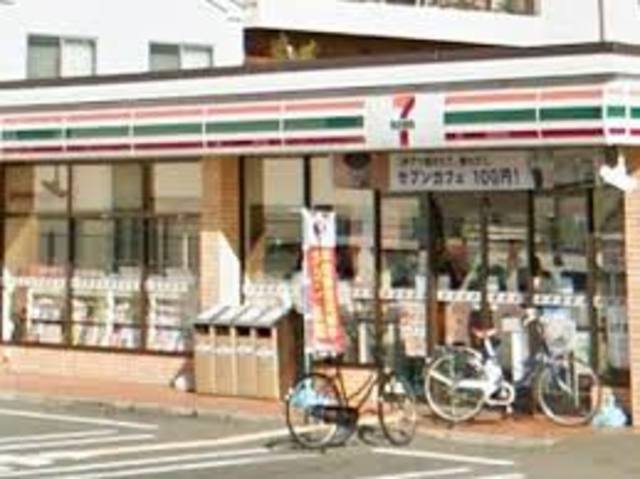 コンビニ　セブンイレブン守口寺方本通2丁目店（コンビニ）まで93m