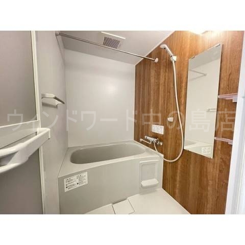 バス・シャワールーム　詳細は、ウィンドワード中の島店までご相談下さい。