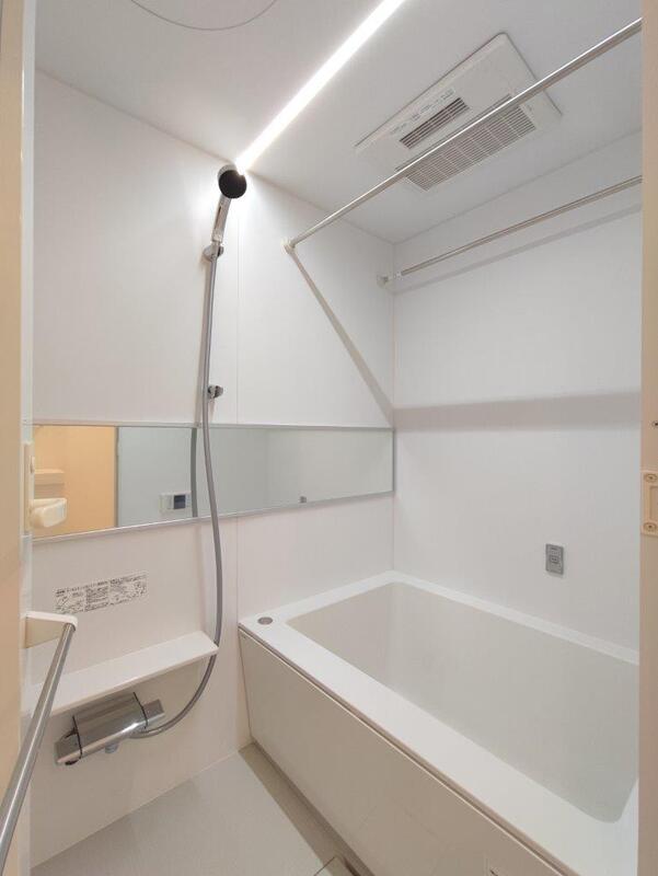 バス・シャワールーム　※別部屋参考写真