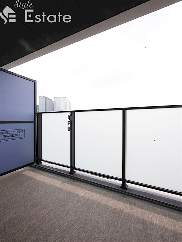 バルコニー　バルコニー