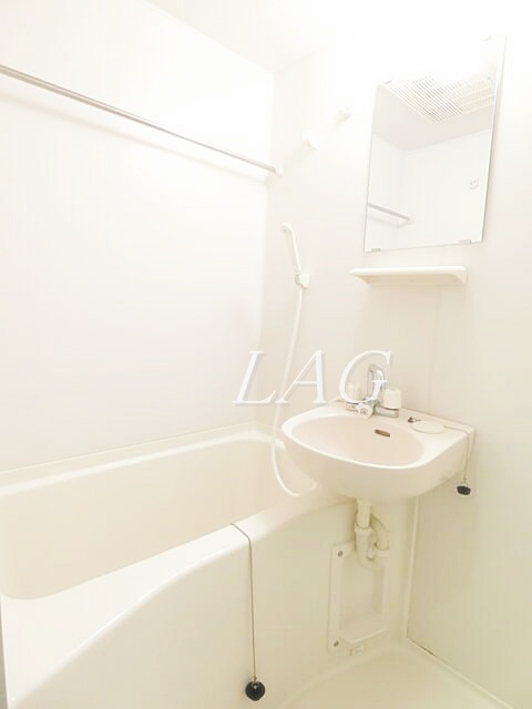 バス・シャワールーム　お風呂です。