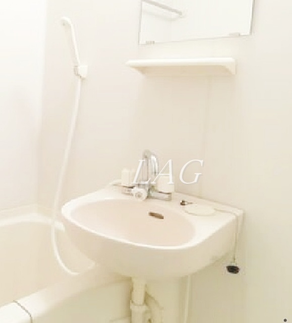 洗面設備　洗面台です。