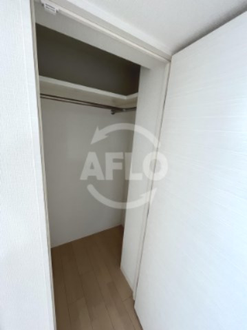 収納　サムティ西長堀リバーフロント　クローゼット