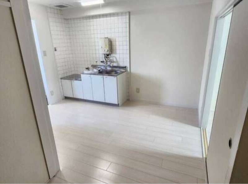 居室・リビング　図面と現状に相違がある場合には現状を優先