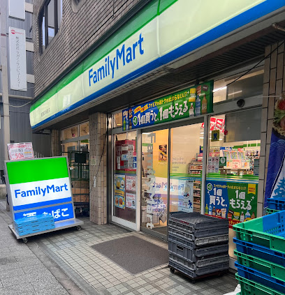コンビニ　ファミリーマート 蒲田東口中央通り店（コンビニ）まで35m