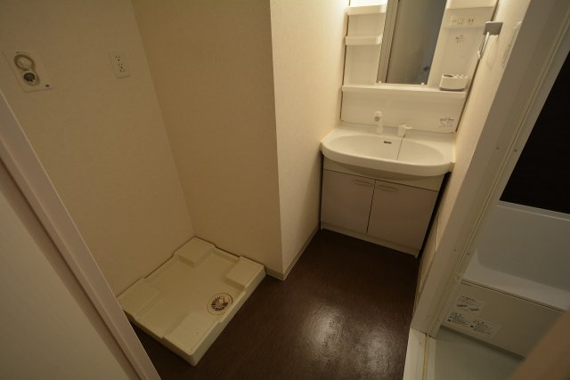 洗面設備　洗髪洗面化粧台付き♪