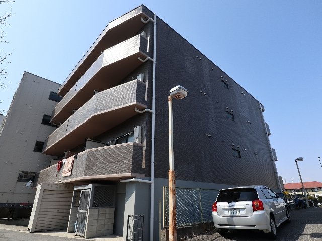 建物外観　☆彡鉄筋コンクリートマンション☆家具家電つき♪イチオシ♪