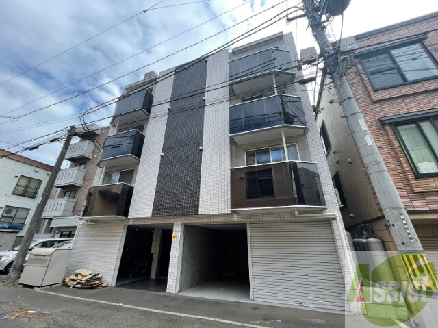 建物外観　札幌市中央区南６条西「ＭＥＤＩＯＡＮＤＥＳ」