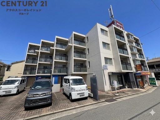 建物外観　敷地内にゴミ置き場があって、便利！