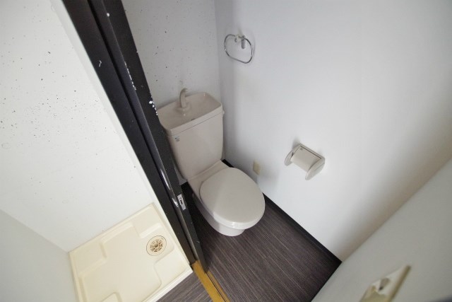 トイレ　※別号室の写真使用中