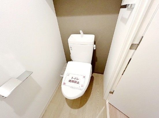 トイレ　写真は同タイプ住居です。
