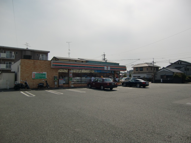 コンビニ　セブンイレブン 浜松曳馬5丁目店（コンビニ）まで73m