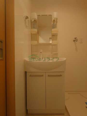 洗面設備　別部屋参考写真となります。