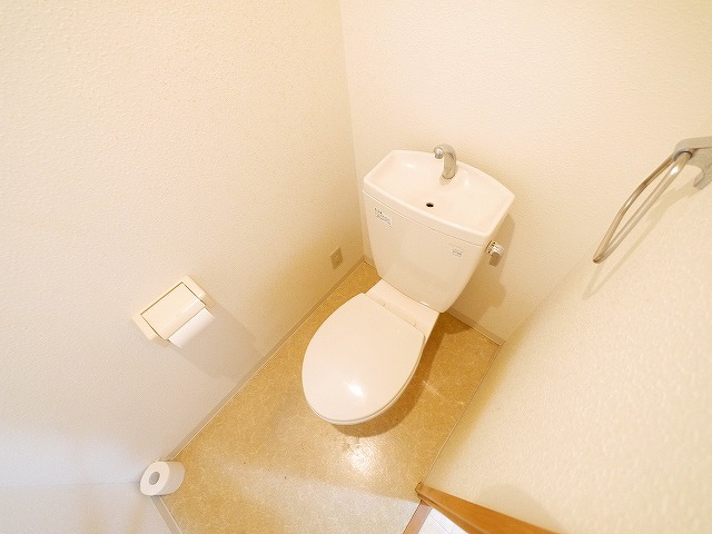 トイレ　清潔感のあるトイレです