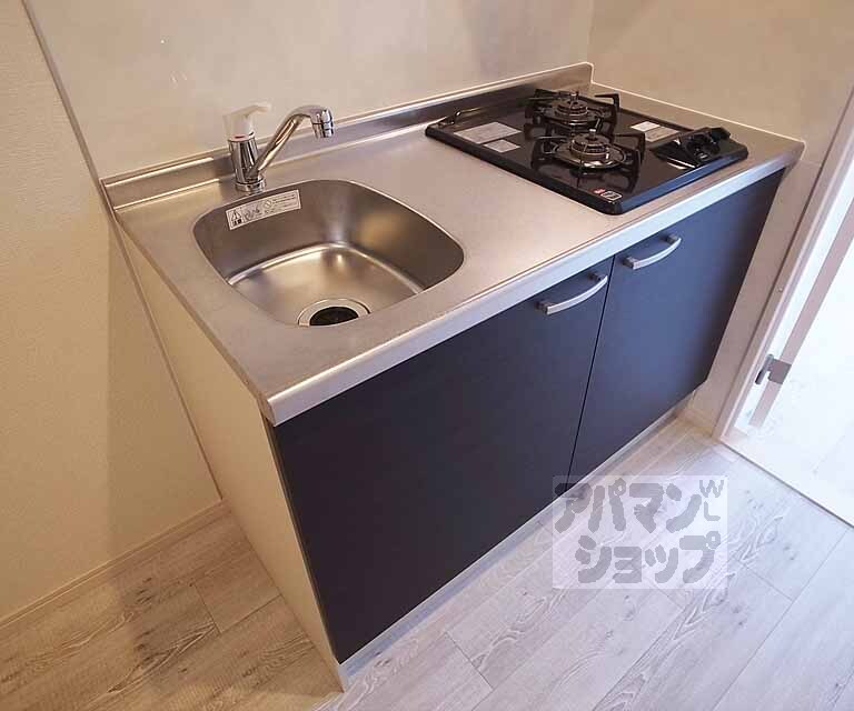 キッチン　二口コンロで使いやすい